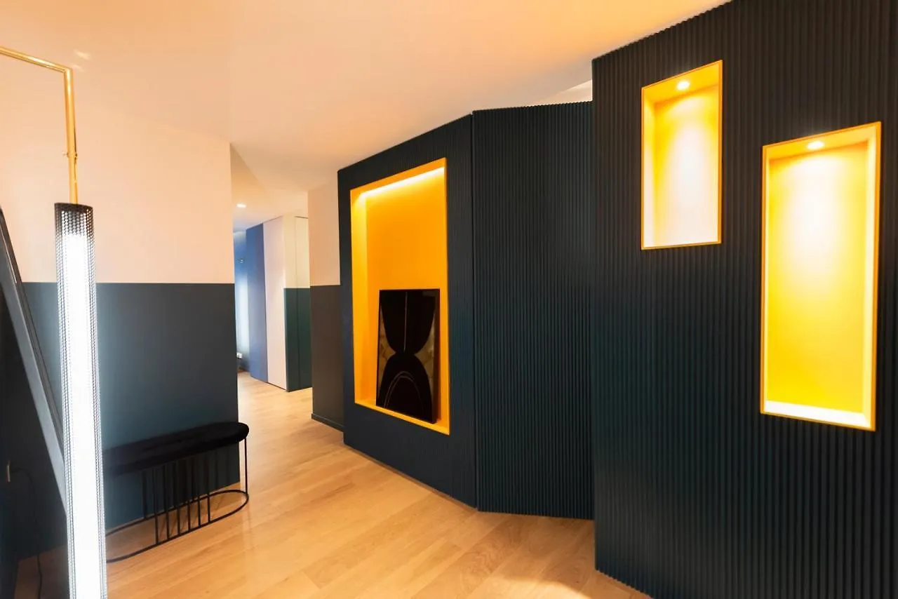 La Grande Ecurie Apartment Paris France