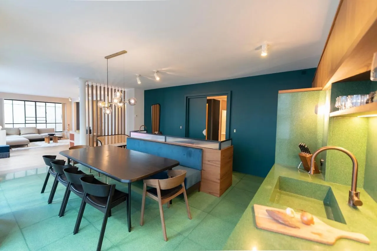 La Grande Ecurie Apartment Paris